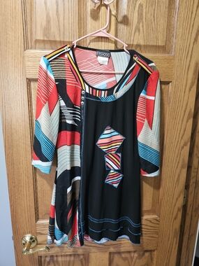 Black Multicolor Geometric Print Women’s Top